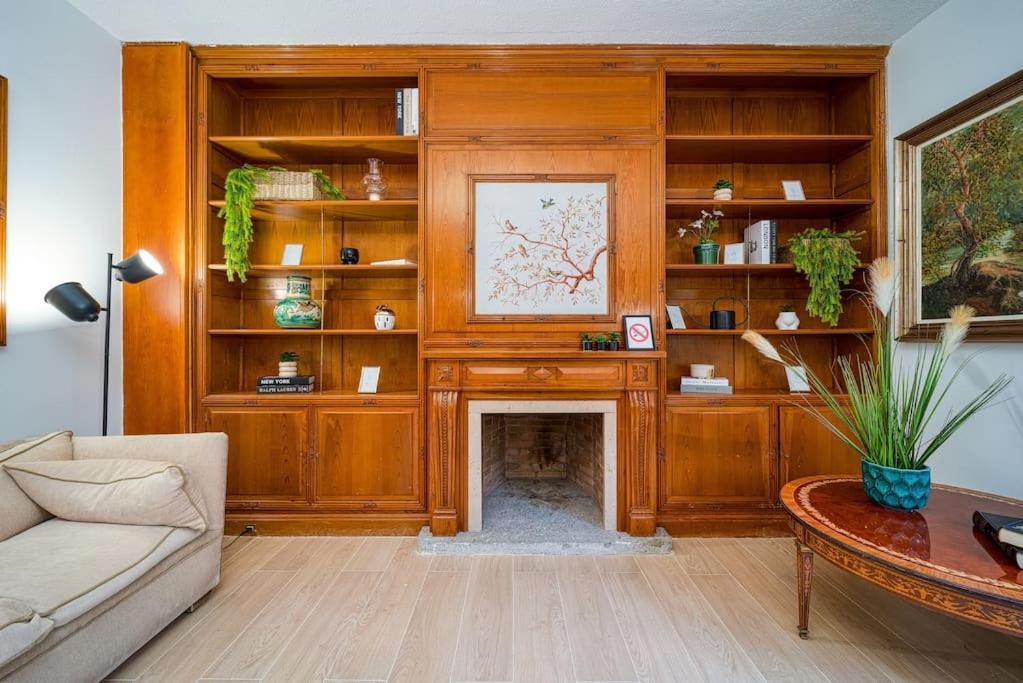 P Casacafe Madrid Calle Carlos Dubois 3 Екстериор снимка
