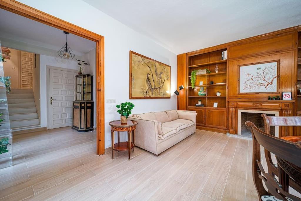 P Casacafe Madrid Calle Carlos Dubois 3 Екстериор снимка